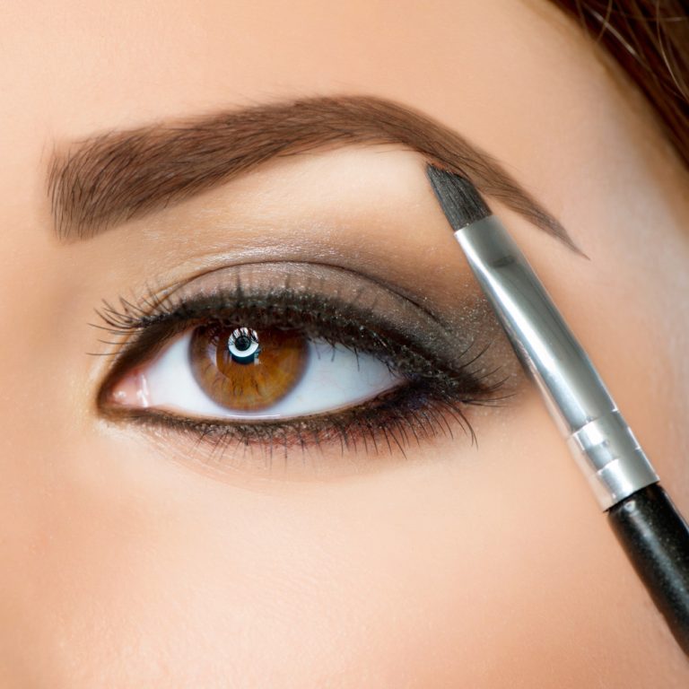 Tinte de pestañas y cejas